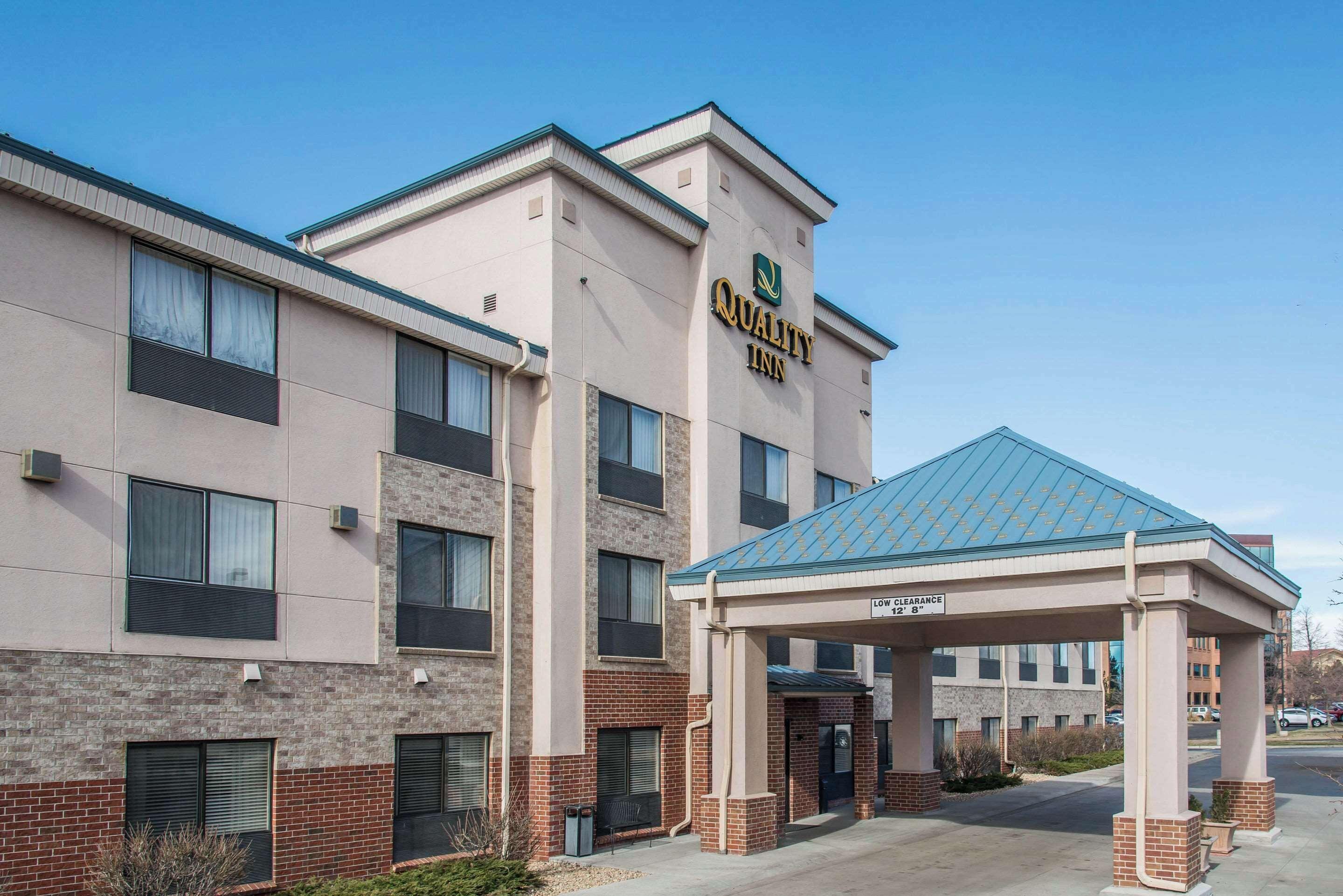 4 Budget Hotels Near 1stBank Center That Deliver Real Value