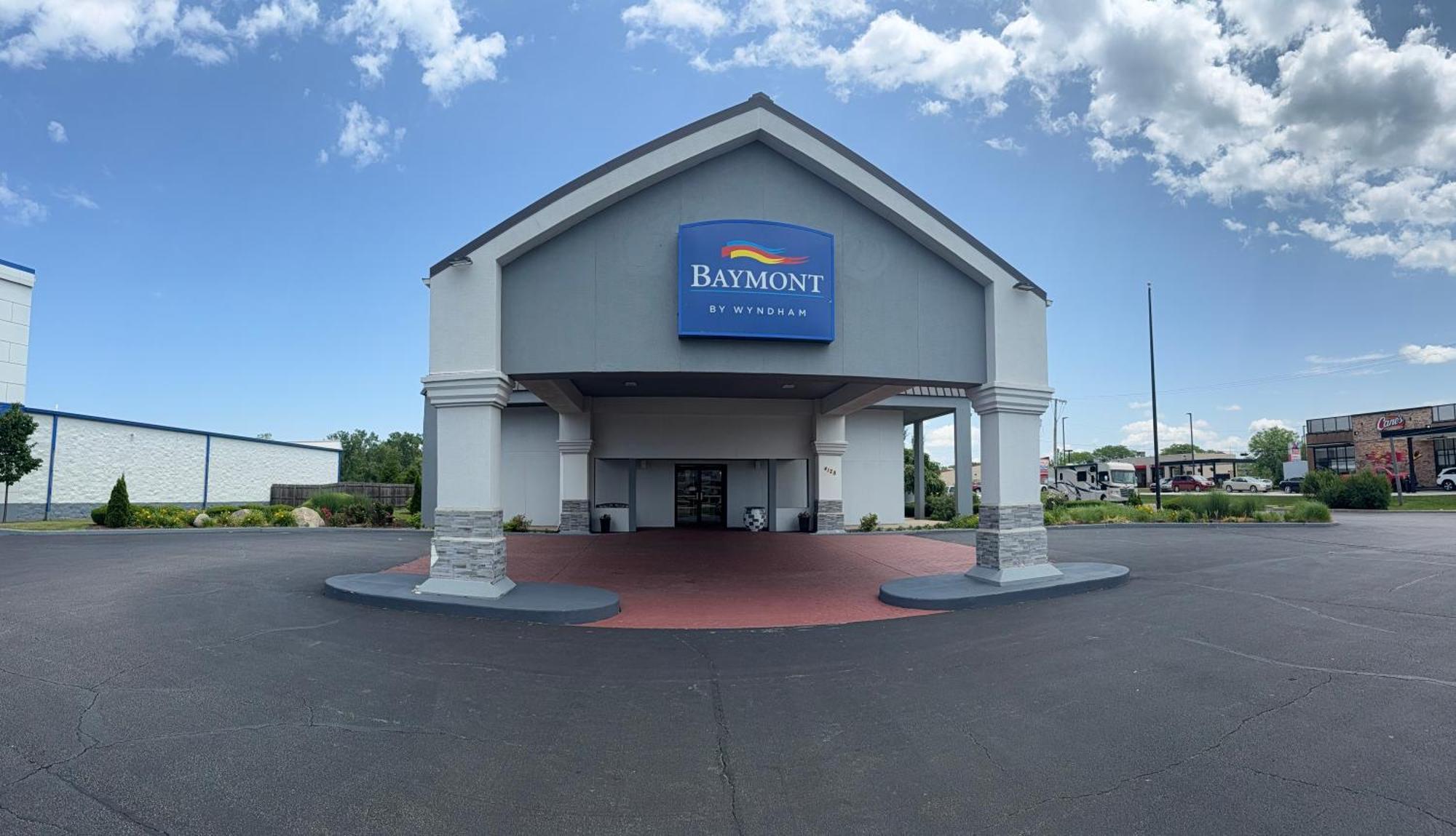 Where to Stay in Indiana: 5 Best Beach Hotels