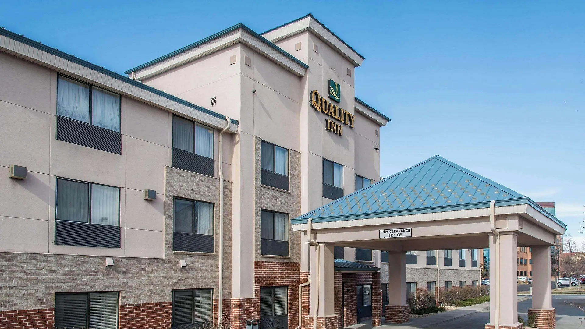 4 Budget Hotels Near 1stBank Center That Deliver Real Value