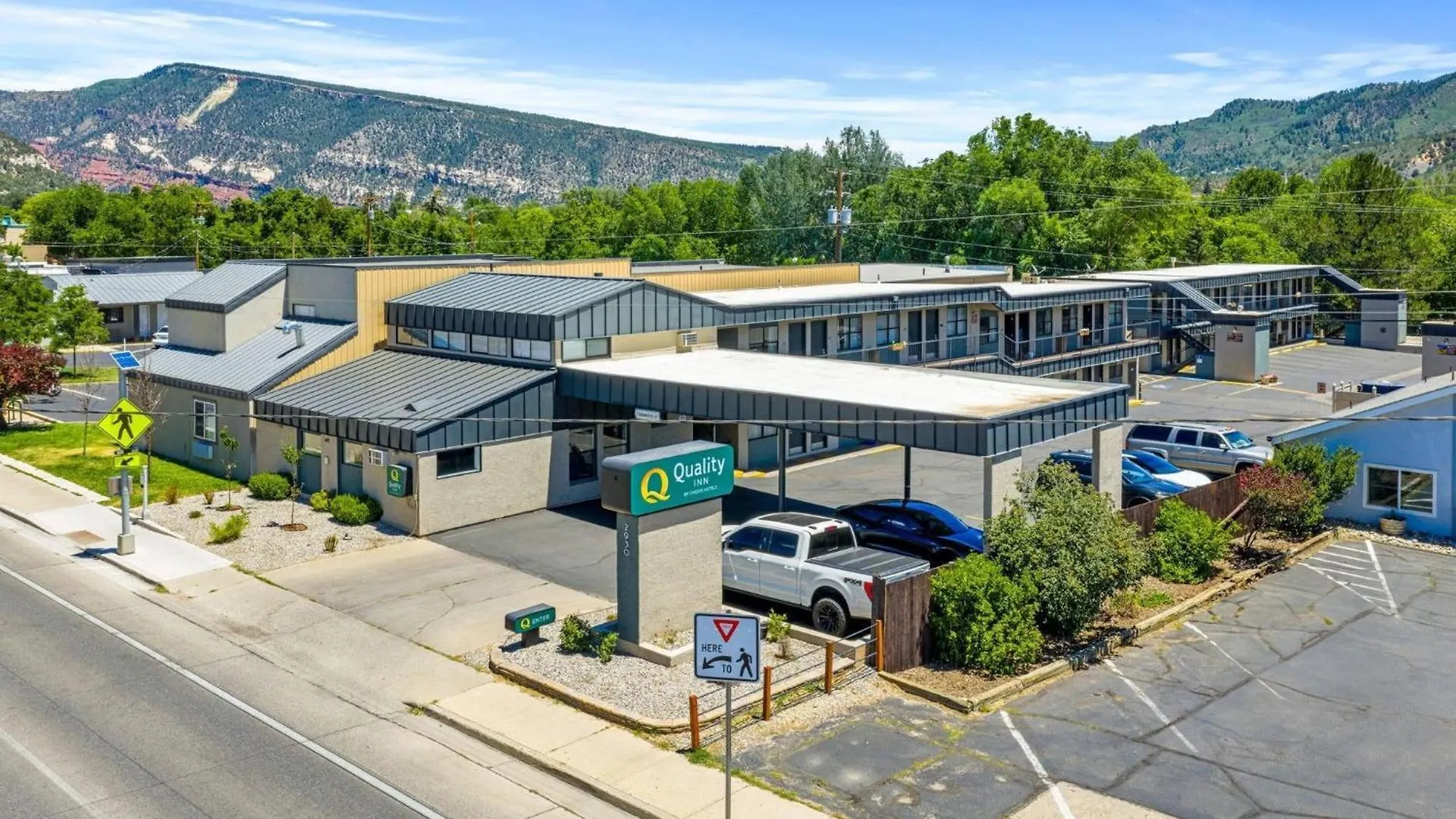 4 Budget Hotels In Durango That Deliver Real Value