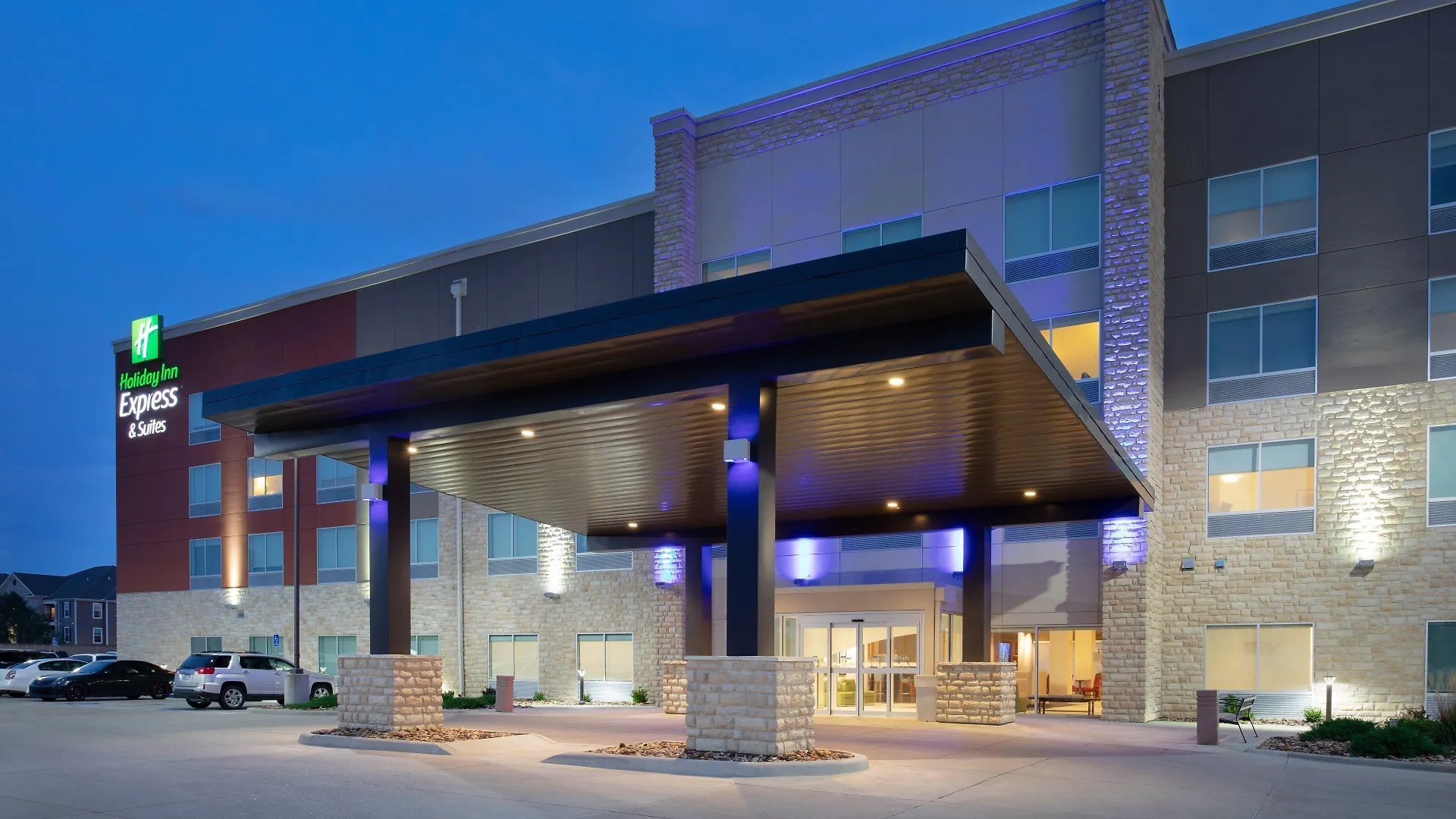5 Kansas Hotels Guests Rate Highest for Location