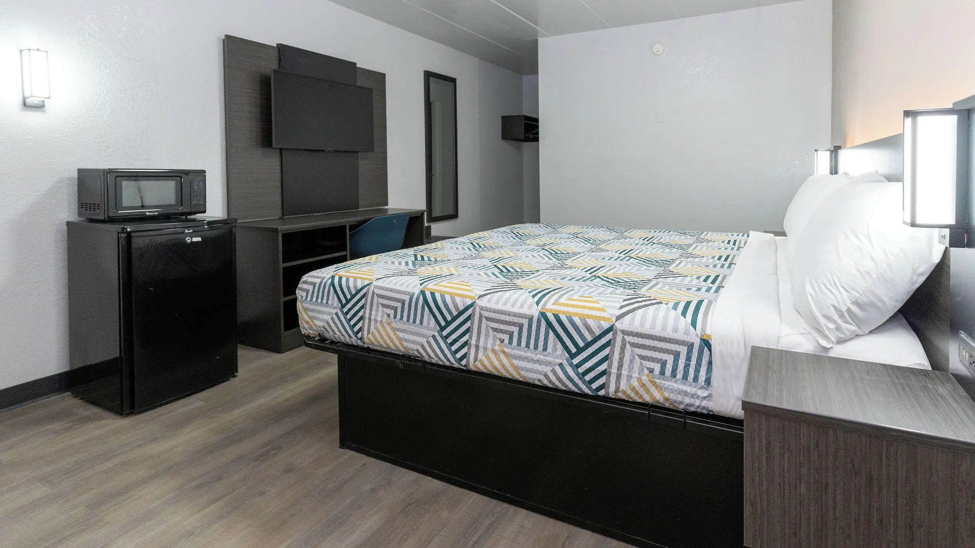 5 Smart 2-Star Hotels Near Cincinnati Arts Association