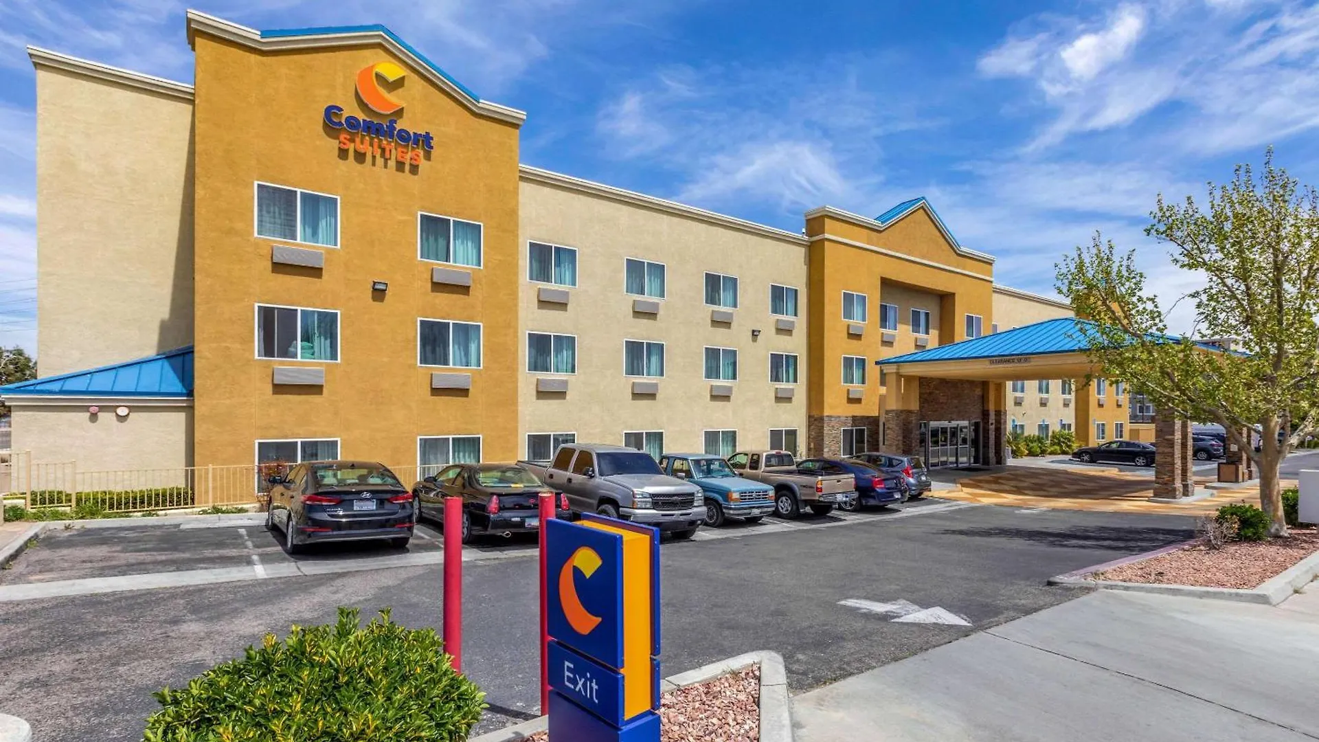 15 Romantic Hotels for Couples in California Worth Booking