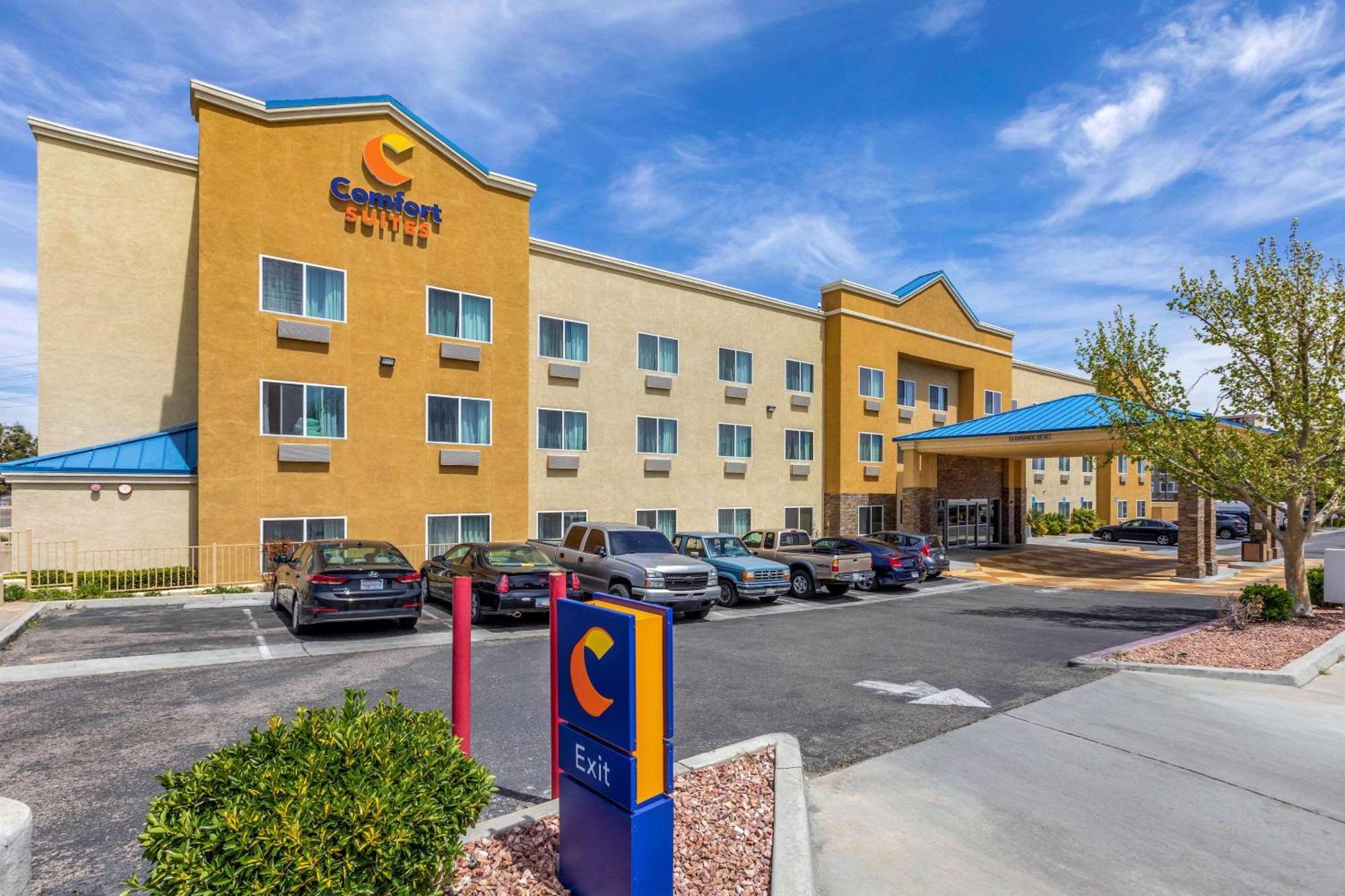 15 Romantic Hotels for Couples in California Worth Booking